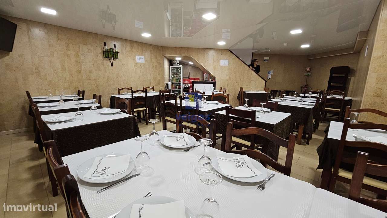Restaurante Bem Localizado, com Esplanada e Carteira de Clientes Estab - Grande imagem: 5/17