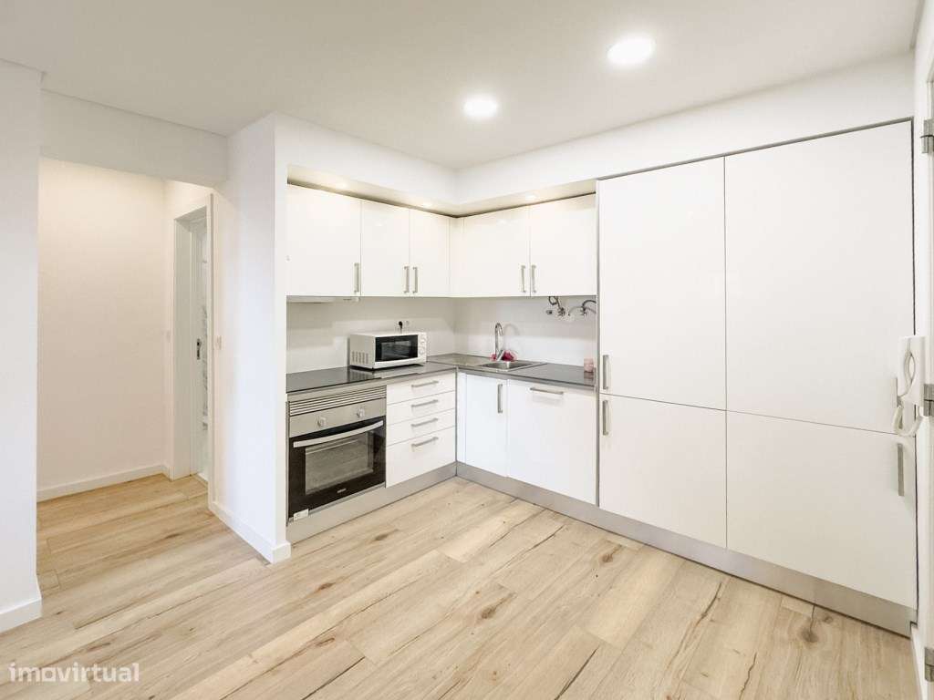 Apartamento T1+1 no Alto da Castelhana a 5 minutos de Cascais-5