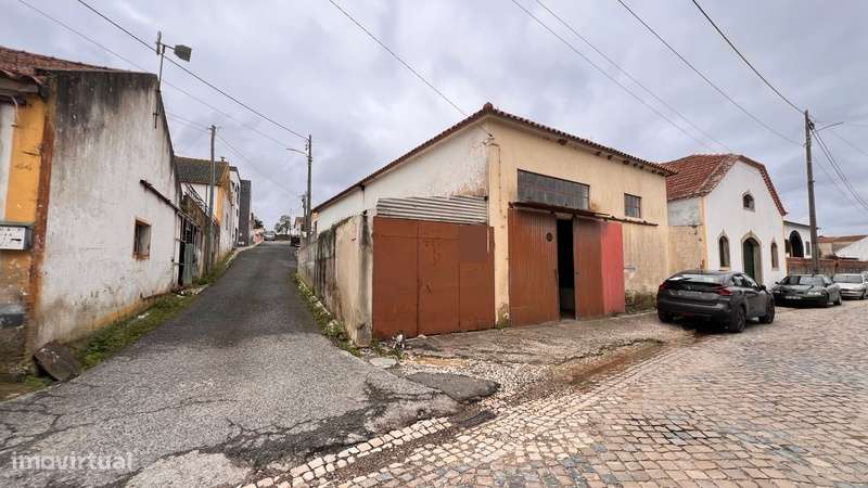 Armazém Oportunidade única na Aldeia Gavinha – Alenquer!-32