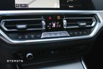 BMW Seria 3 330i M Sport sport - 17