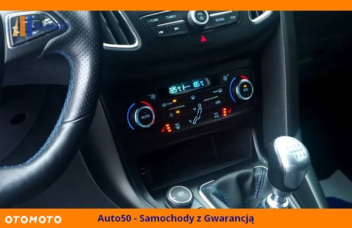 Ford Focus 2.3 EcoBoost RS - 24