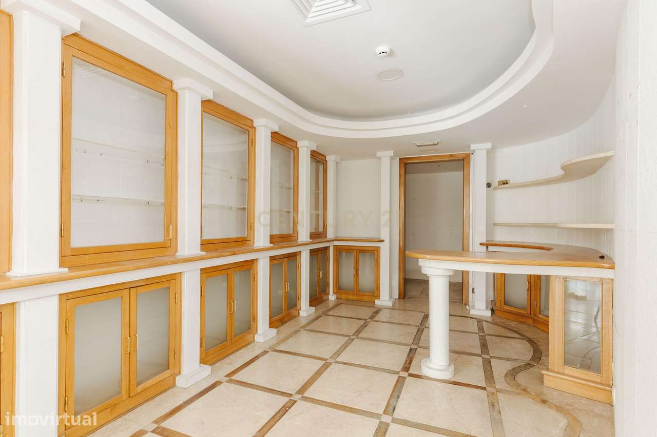 Oportunidade Única de Negócio na Avenida João XXI – Lisboa - Grande imagem: 5/19