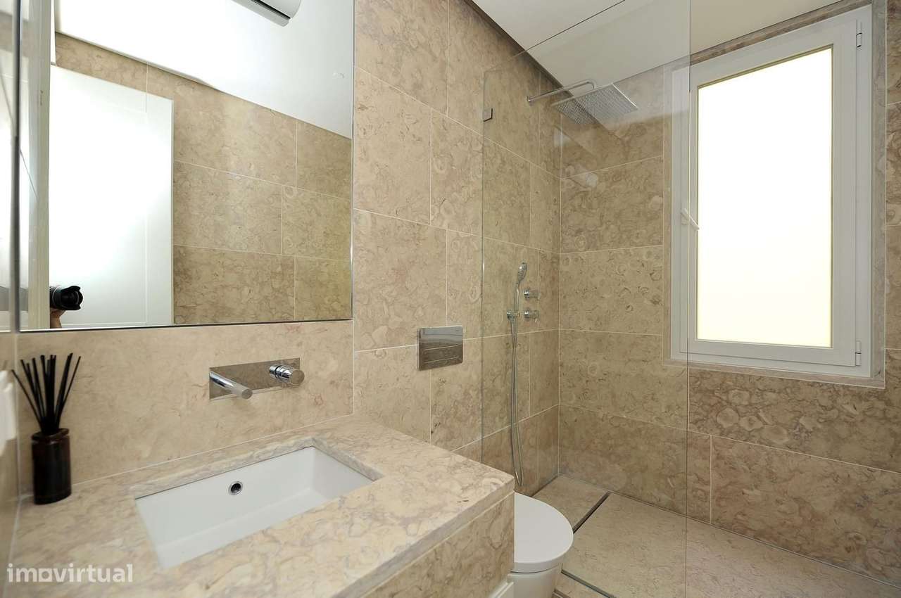 Apartamento T4 com vista, Rua Castilho, Lisboa - Grande imagem: 4/22