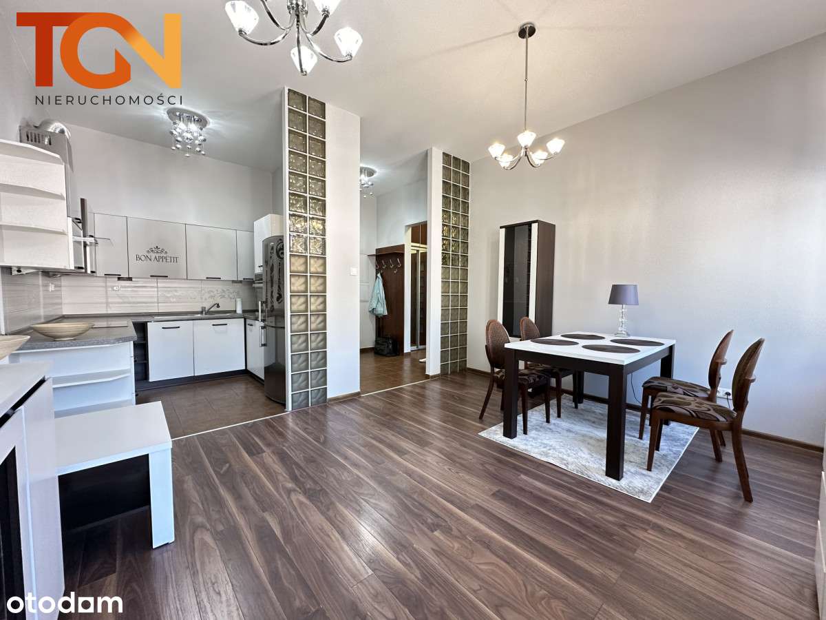 Dwa pokoje w wysokim standardzie, centrum, winda - Pełny obrazek: 2/11