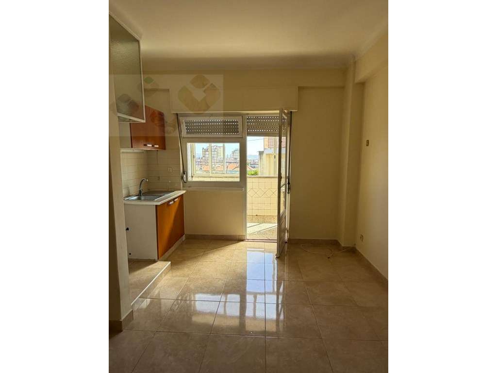 Apartamento T1 Venda Amadora-10