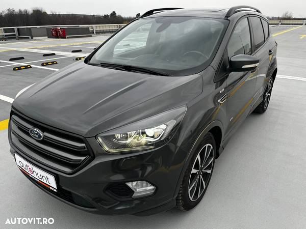 Ford Kuga 2.0 TDCi 4WD Powershift ST-Line - 2