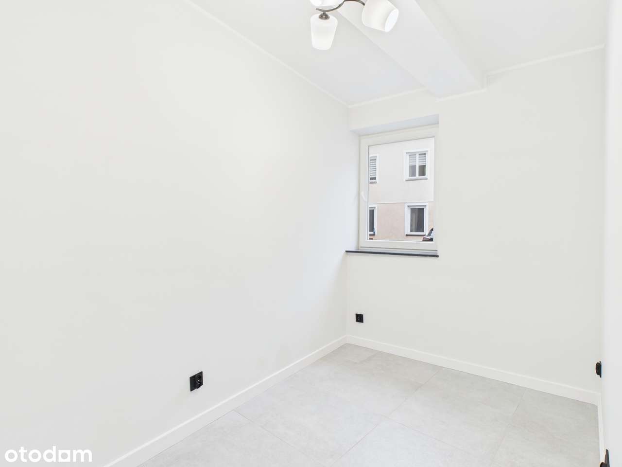 Mieszkanie kawalerka, parter, po remoncie.-5