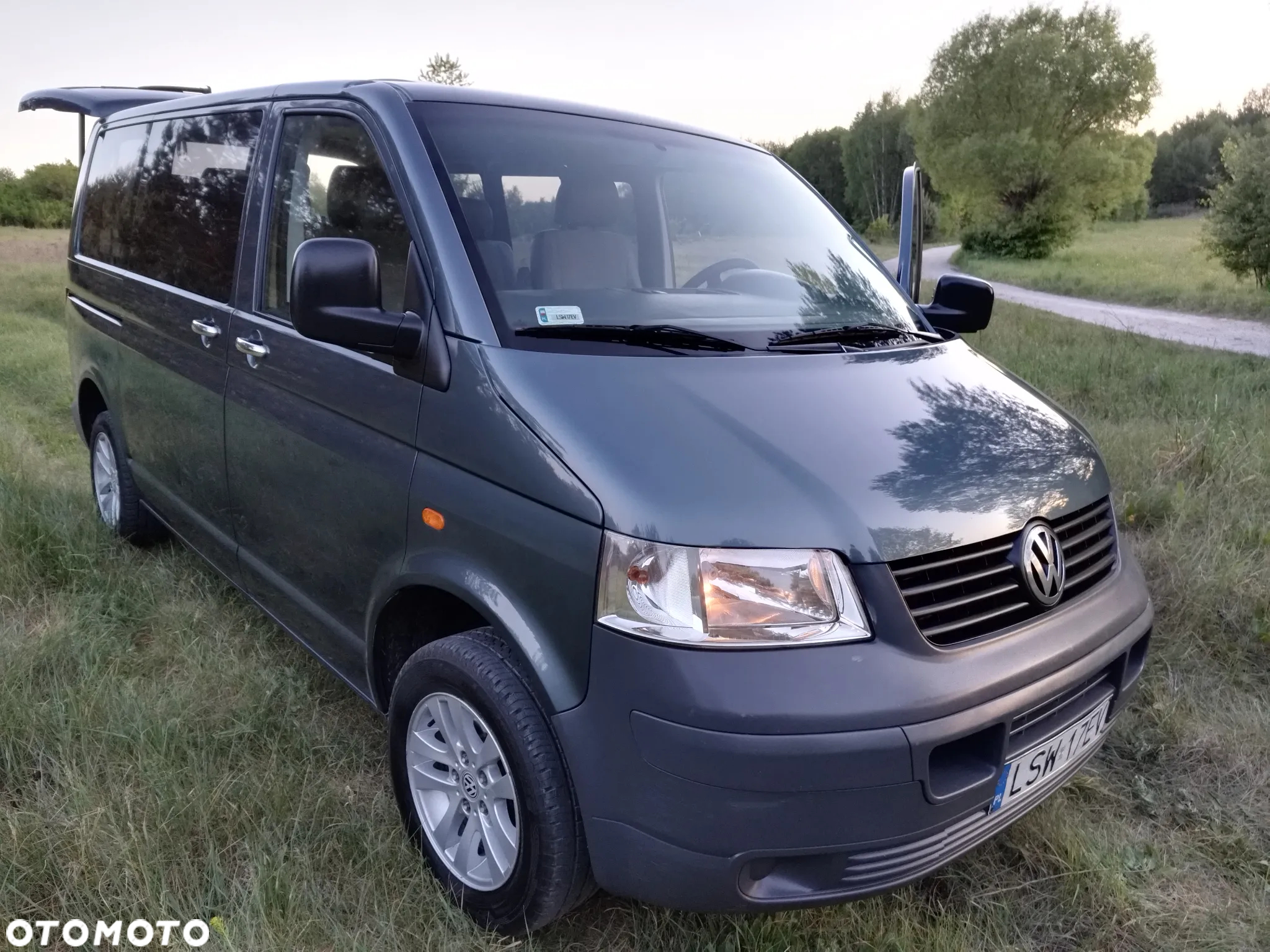 Volkswagen Transporter - 3