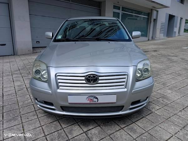 Toyota Avensis S/D 1.6 Executive - 3