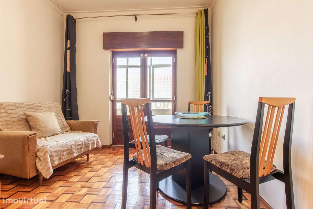 Apartamento T2 em Casquilhos (Alto do Seixalinho) – Barreiro-9