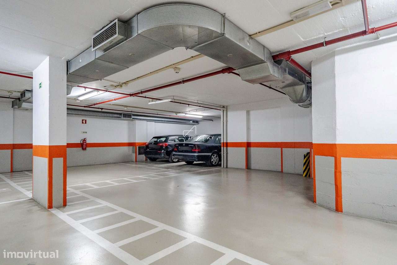 Apartamento T1 com Garagem na Rua Viriato – Avenidas Novas | Lisboa-22