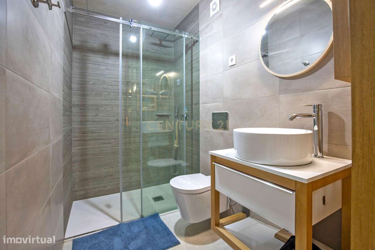 Moradia Contemporânea T3 com Terraço no Coração do Bairro do Troino –-26