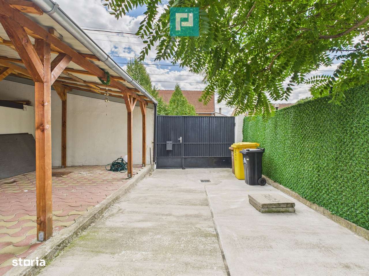 Apartament cu 2 camere și terasă generoasă-16