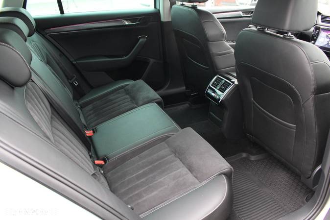 Skoda Superb 2.0 TSI Style DSG - 7