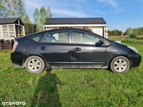 Toyota Prius 1.5 VVT-i Sol - 4