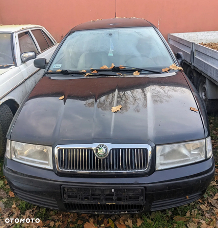 Scoda Octavia 1.9 2000 kombi na części - 3