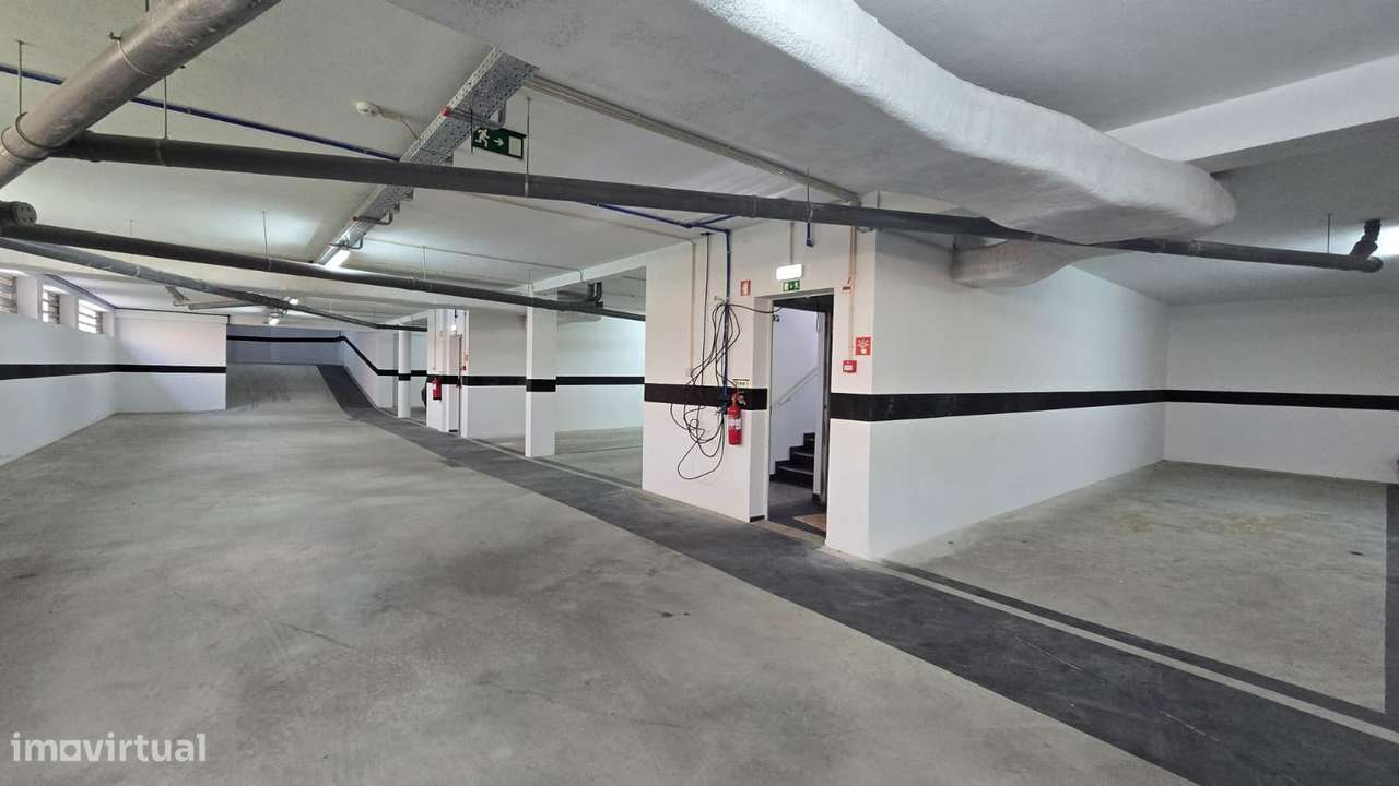 T2 c/ 105m² e lugar de garagem p/ 2 carros - Gandra, Paredes-16
