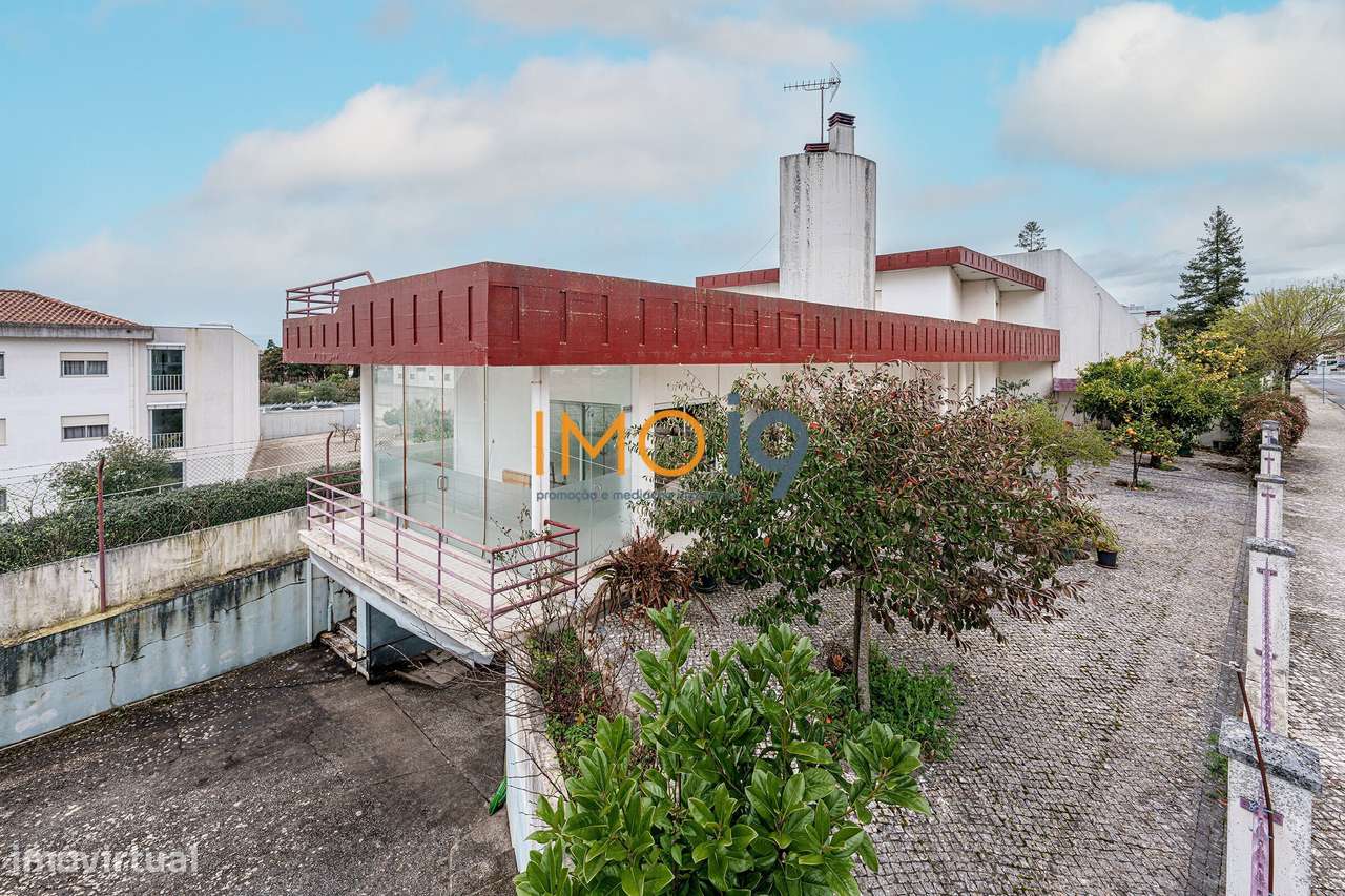 Moradia T5 num lote de 1000m2 Centro de Fátima - Grande imagem: 5/42