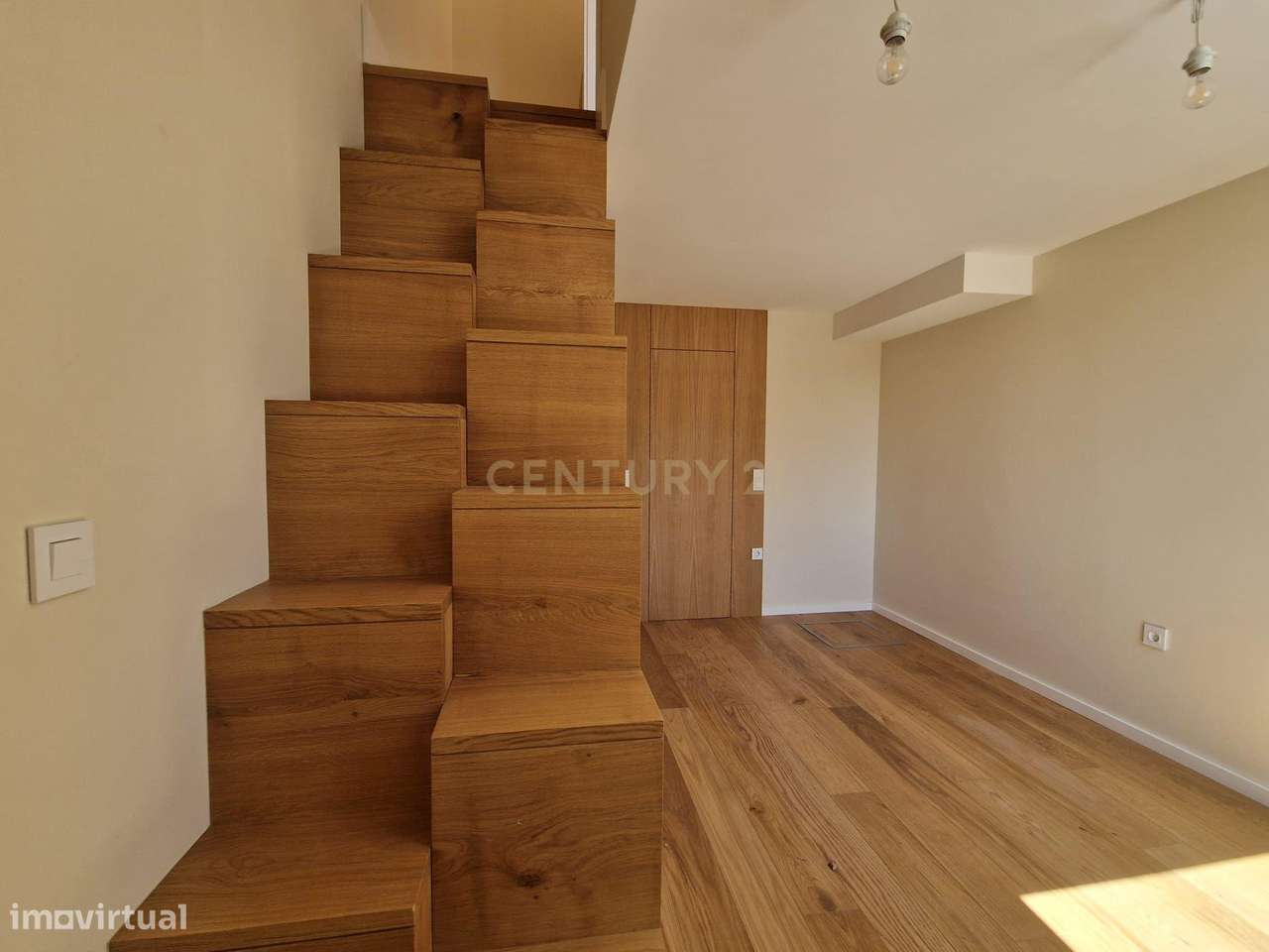 Moradia T2 Novo - Largo da Fontinha Centro Porto - Grande imagem: 4/28