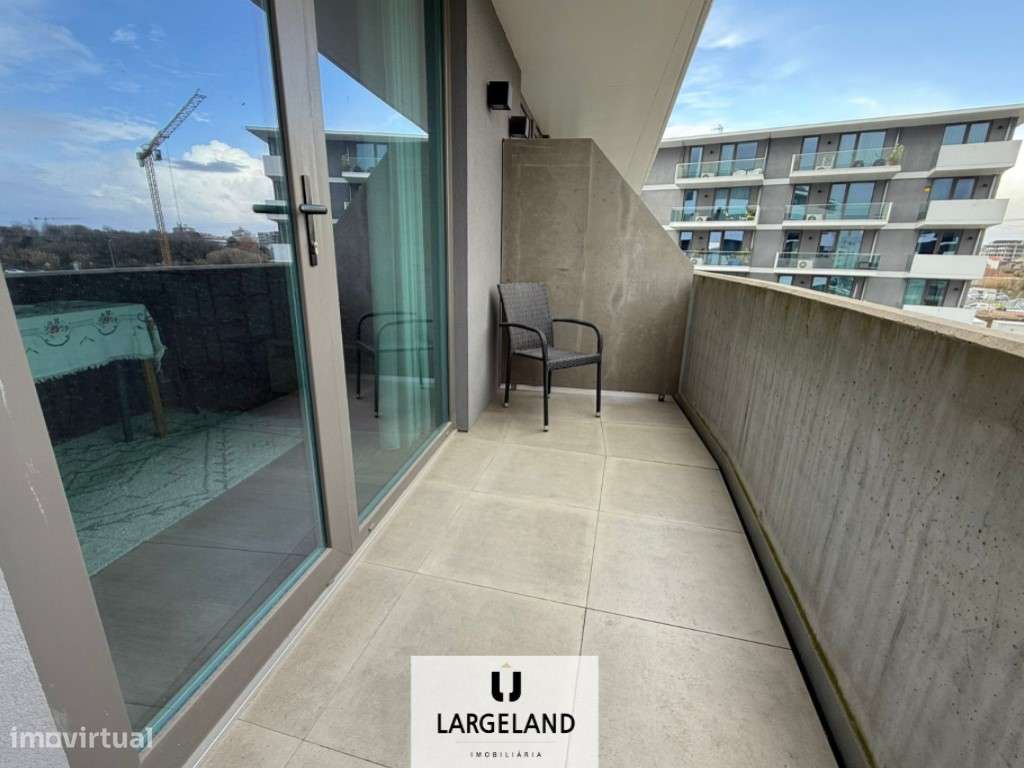 Apartamento para arrendar no Centro de Aveiro com varanda - Grande imagem: 5/8