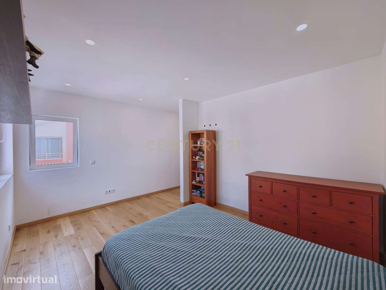 Moradia Contemporânea T3 + Escritório, com Jardim e Painéis Solares em-54