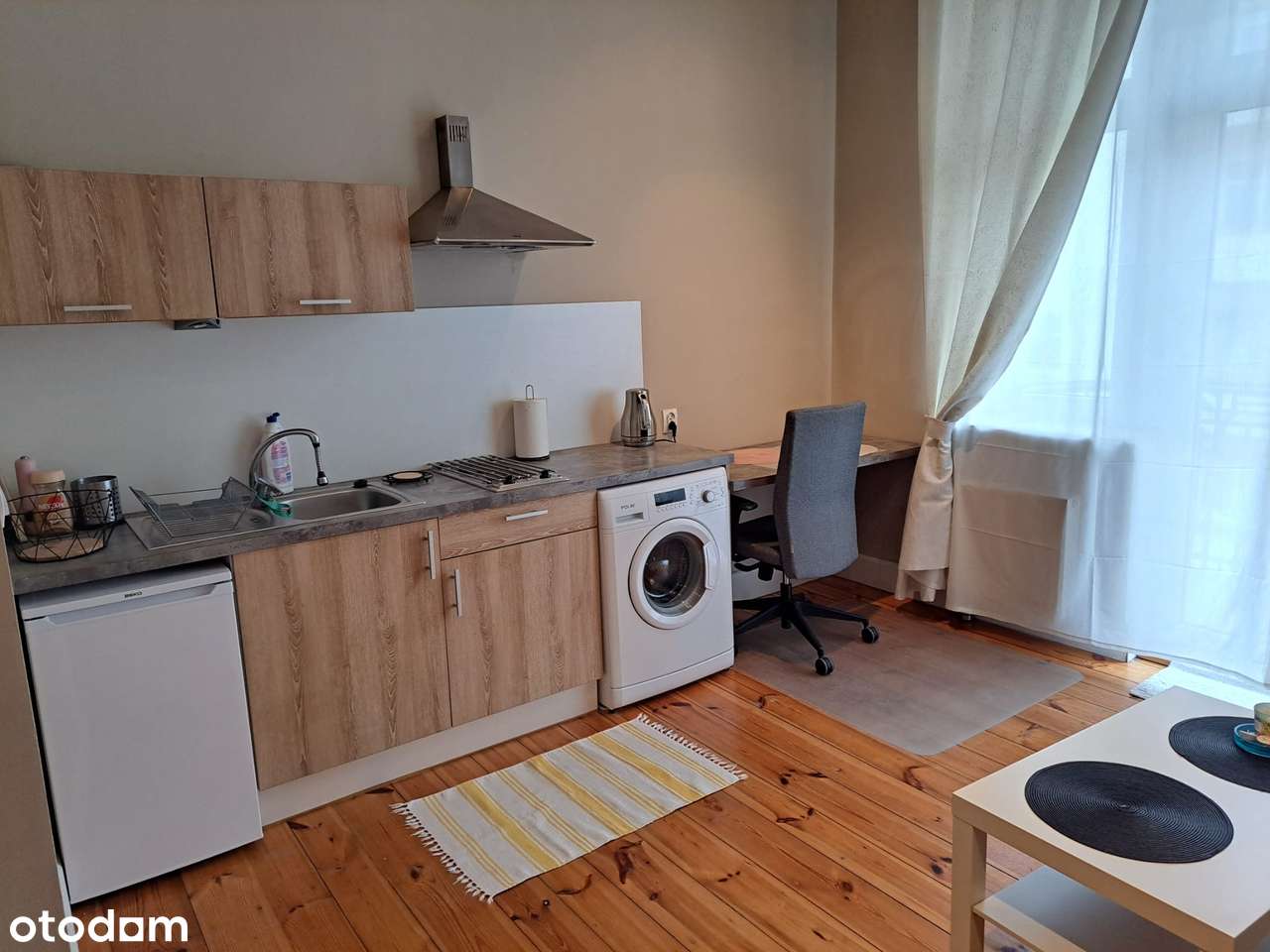 Piękna ciepła kawalerka z balkonem Centrum od zaraz - Pełny obrazek: 5/7