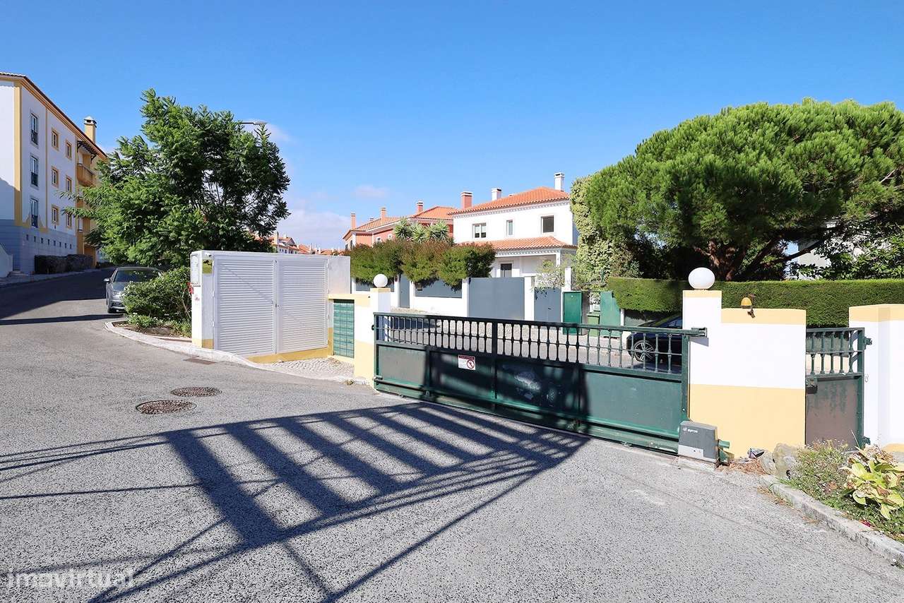 T3 – Quinta da Beloura – Amplos Terraços – Box 3 Carros-43