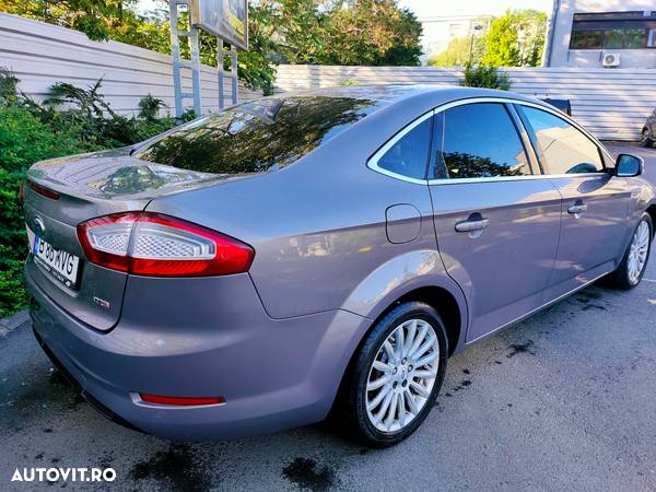 Ford Mondeo 2.0 TDCi Powershift Business Class - 8