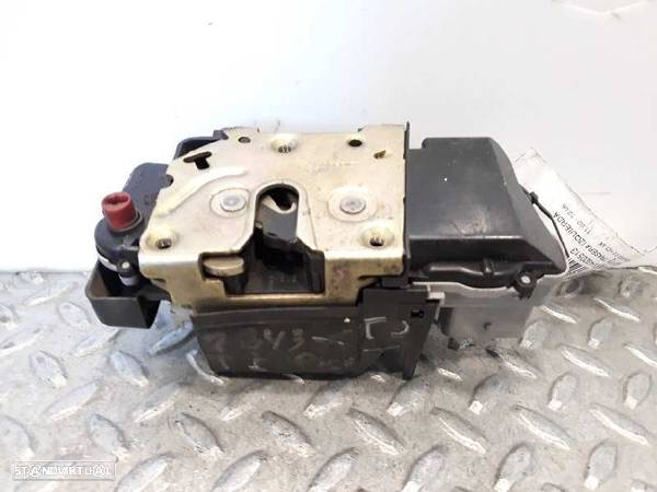 Fecho da porta tras esquerda CITROEN XSARA PICASSO 2.0 HDI - 2