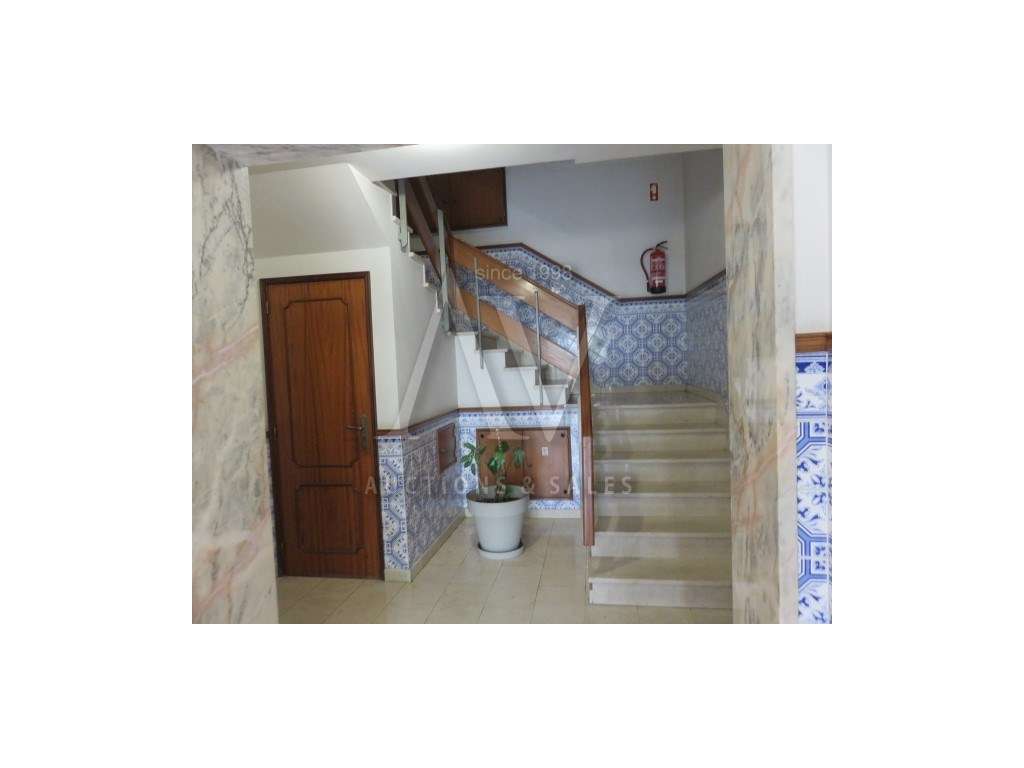 Apartamento T1 com garagem - MARRAZES - LEIRIA |LEILÃO ELETRÓNICO| ... - Grande imagem: 4/11