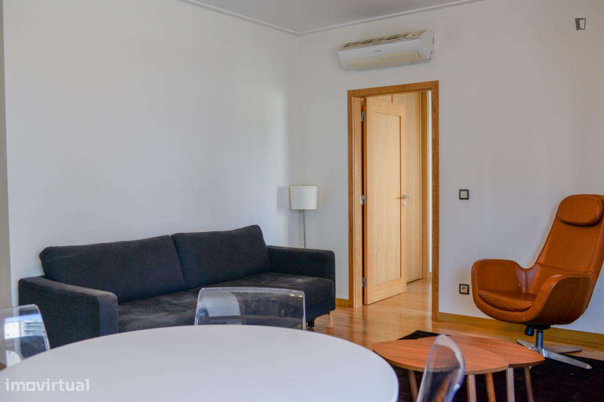 Apartamento com 1 quartos - localizado em Sete Rios Lisbon - Grande imagem: 5/10