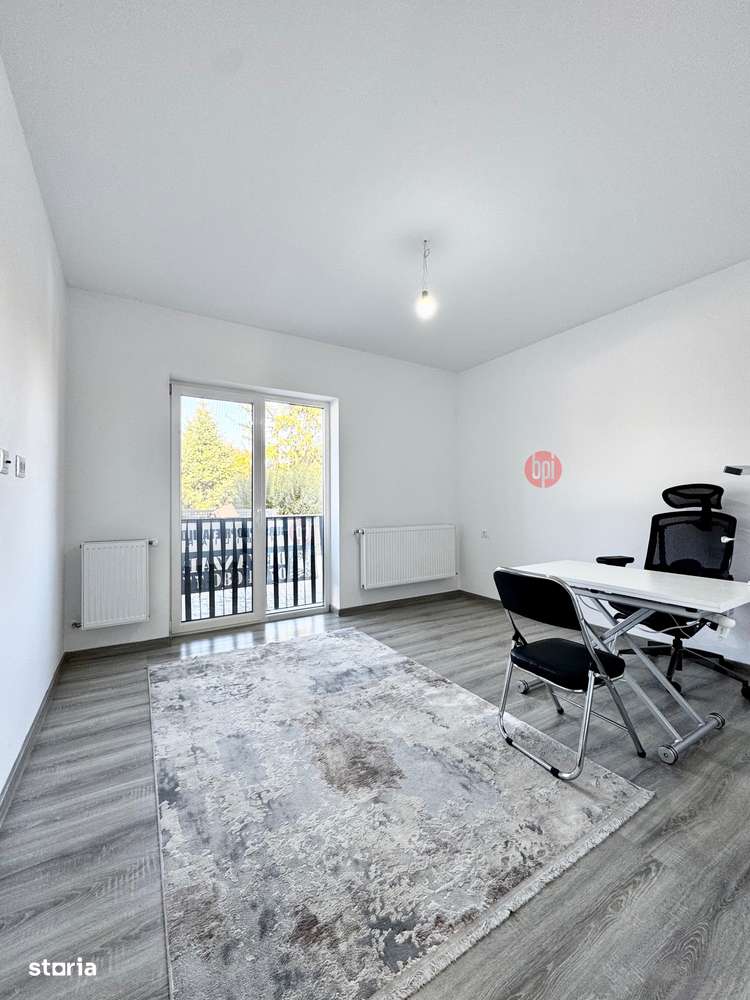 SE VINDE Apartament cu 4camere+boxa+3locuri de parcare, in Falticeni-3