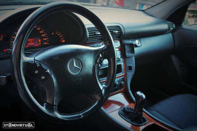 Mercedes-Benz C 200 - 9