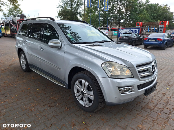 Mercedes-Benz GL 320 CDI - 8