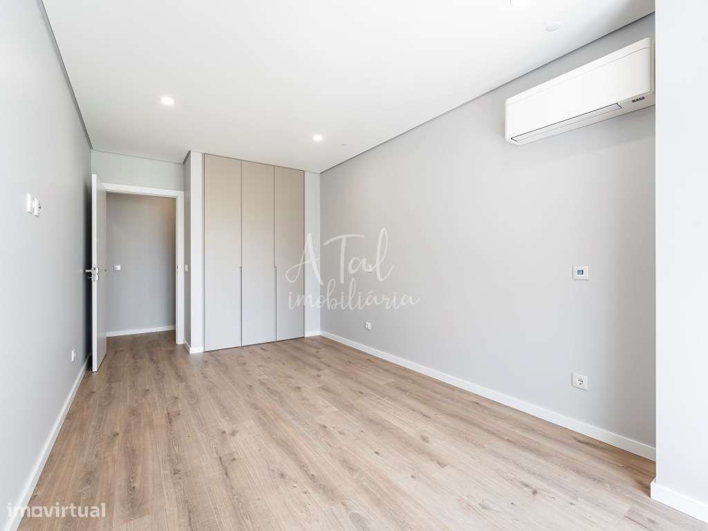 T3 com garagem NOVO nas Portas da Cidade no Montijo-10