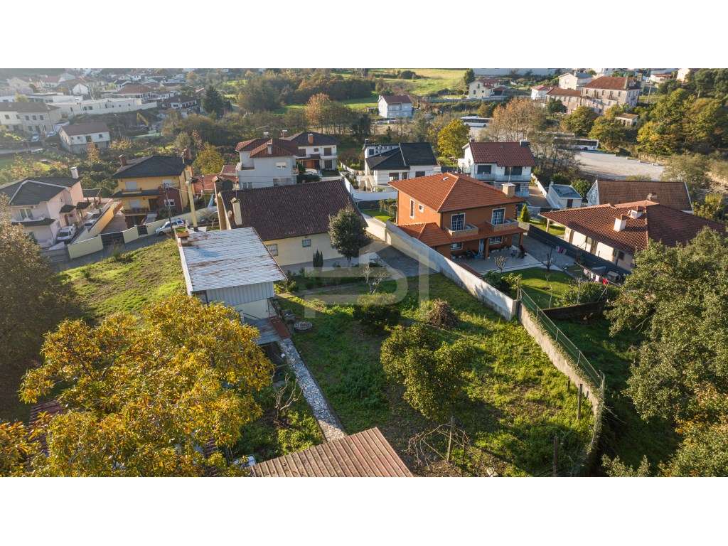 Moradia T4 em Lomar, Braga-5