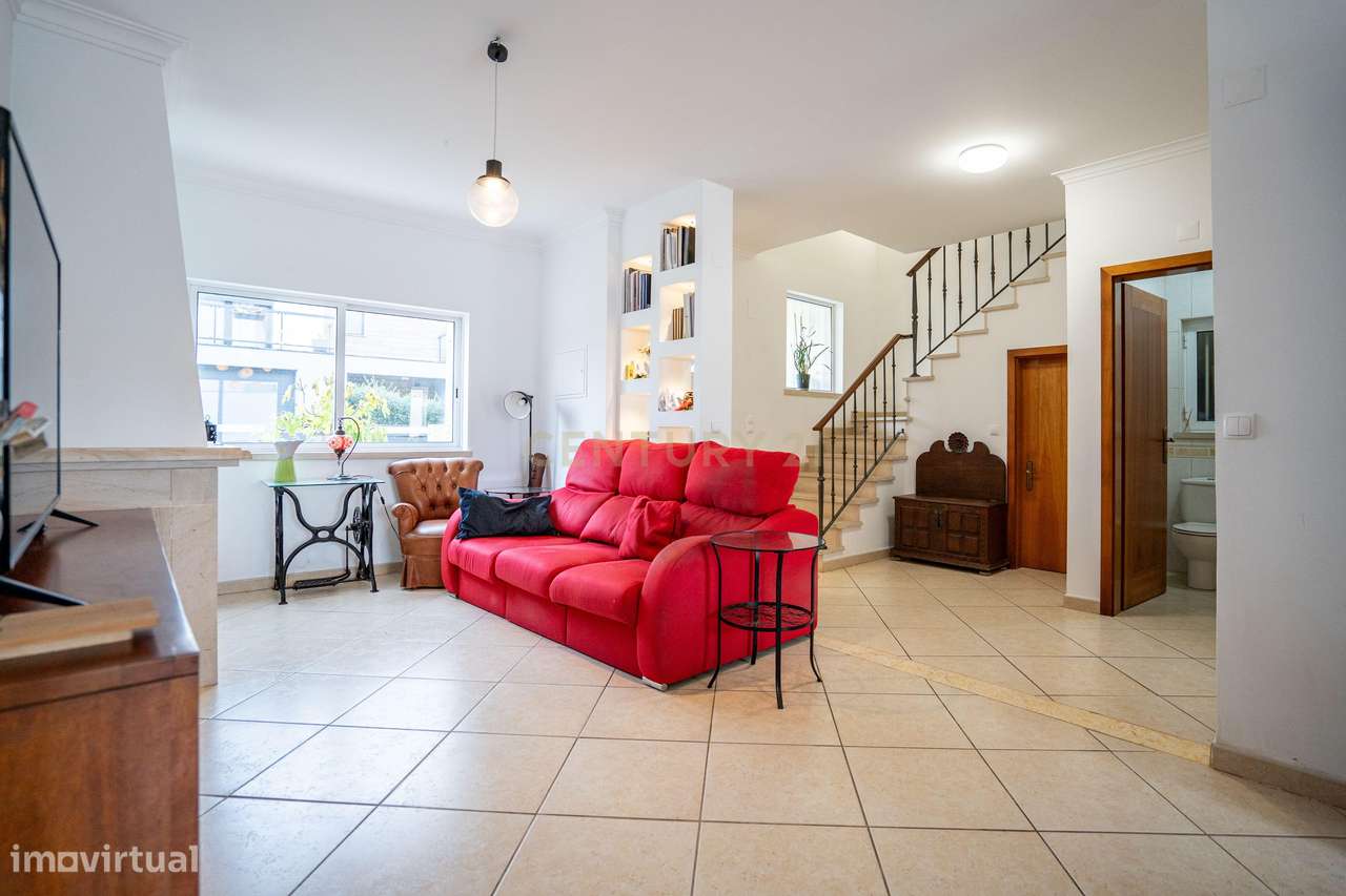 Moradia T3 com Garagem e Piscina em Azeitão - Grande imagem: 4/44