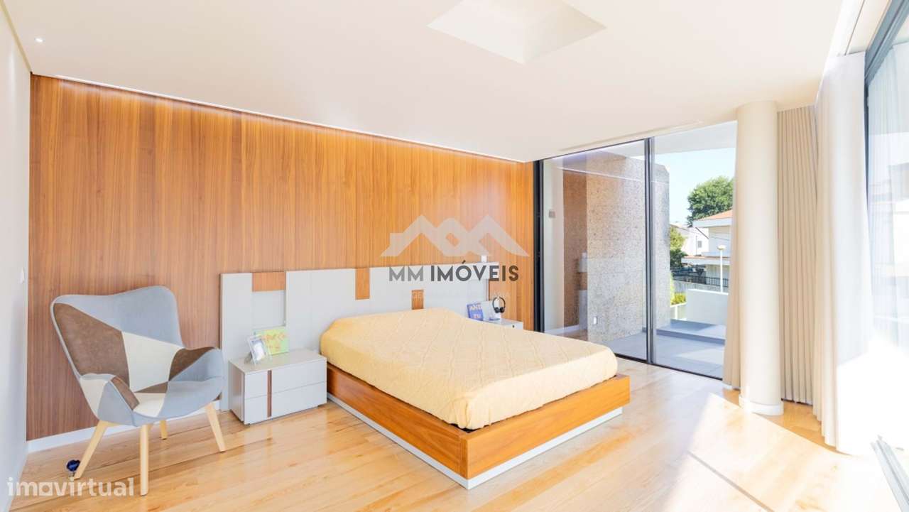 Moradia | T4 | Piscina | Maia-15