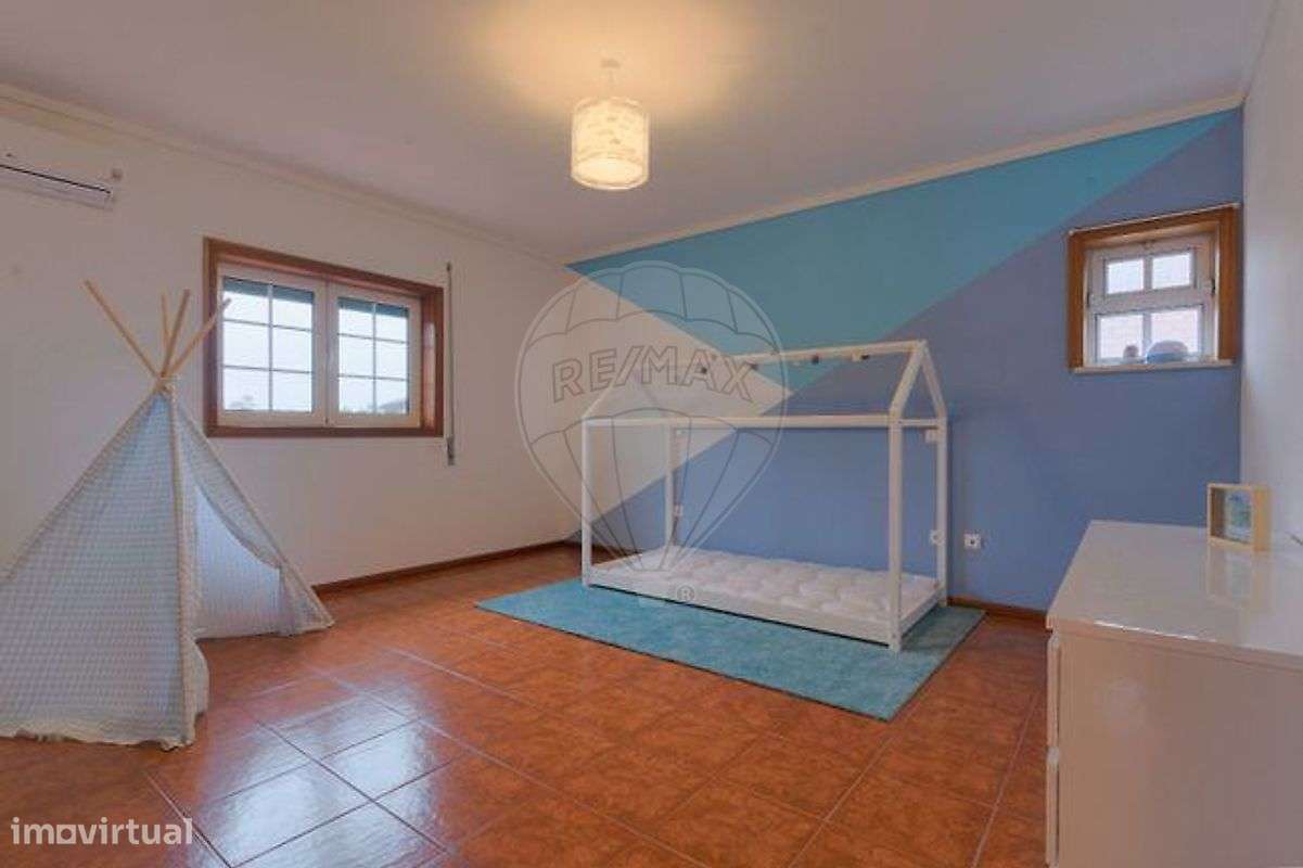 Moradia T4 para venda-7