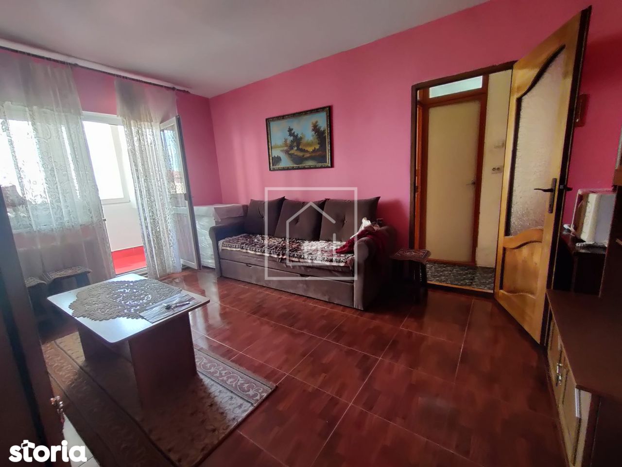 Apartament cu 2 camere, balcon si pivnita in zona Rahovei Sibiu