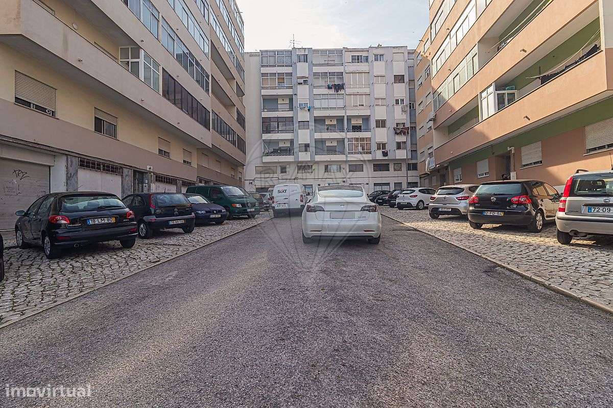 Armazém  para arrendamento - Grande imagem: 3/17