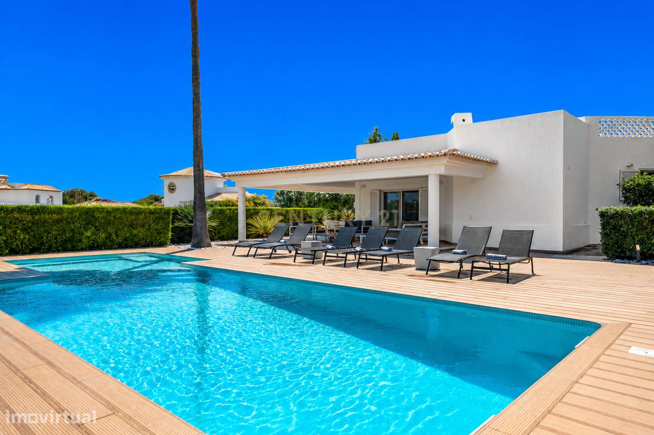 Moradia com 4 quartos, independente com piscina em Albufeira-3