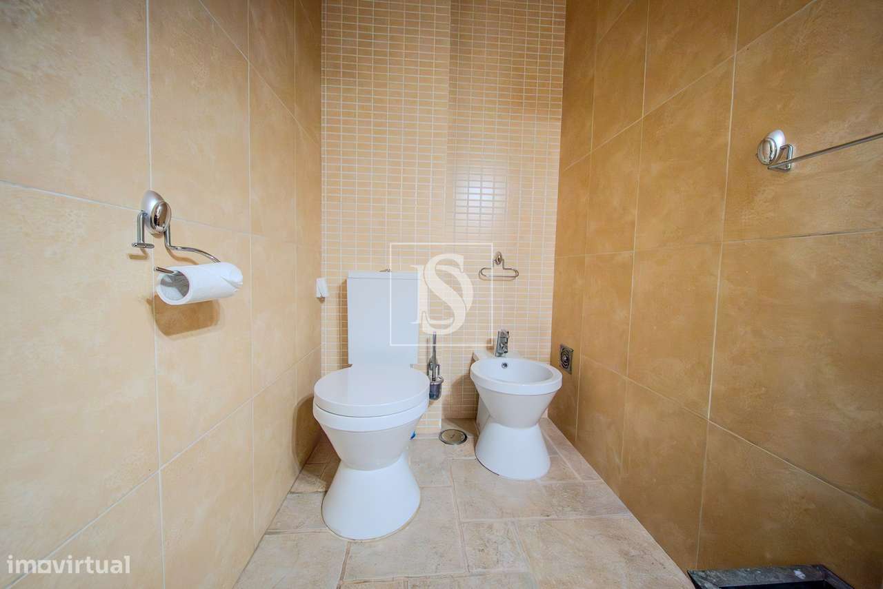 Moradia T4 na Melhor Zona da Cidade de Torres Novas!!!-21