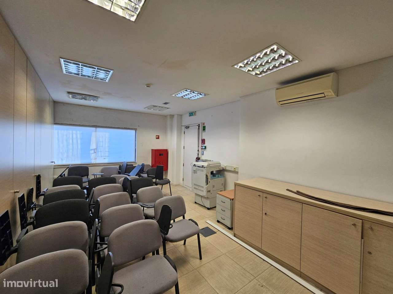 Escritório Venda Carnaxide | 600 m2 | 7 Lug. Estacionamento-10