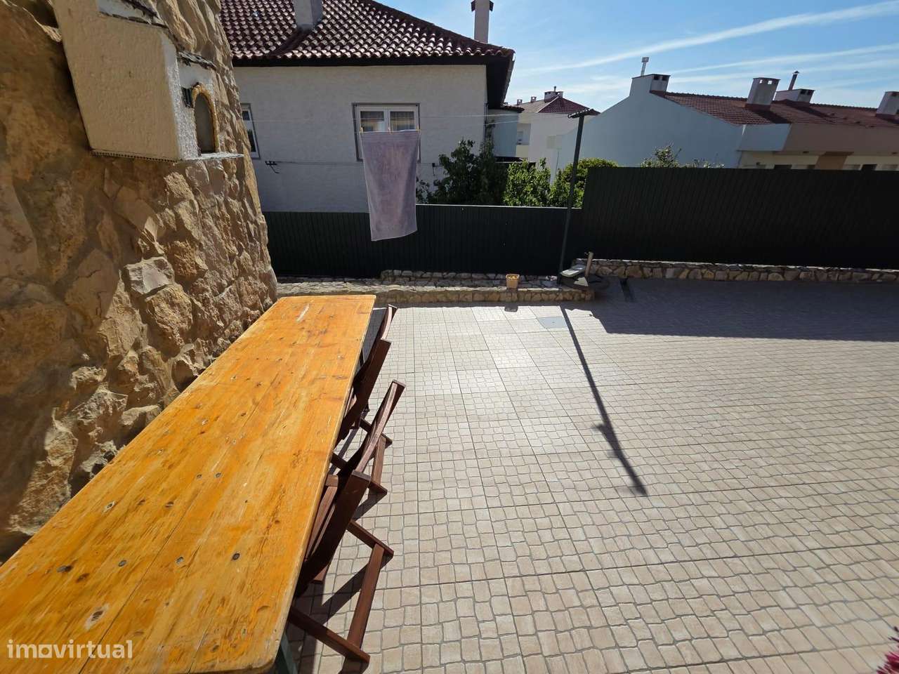 Moradia T2+1 com Anexo Independente, Jardim e Garagem – Rinchoa-27