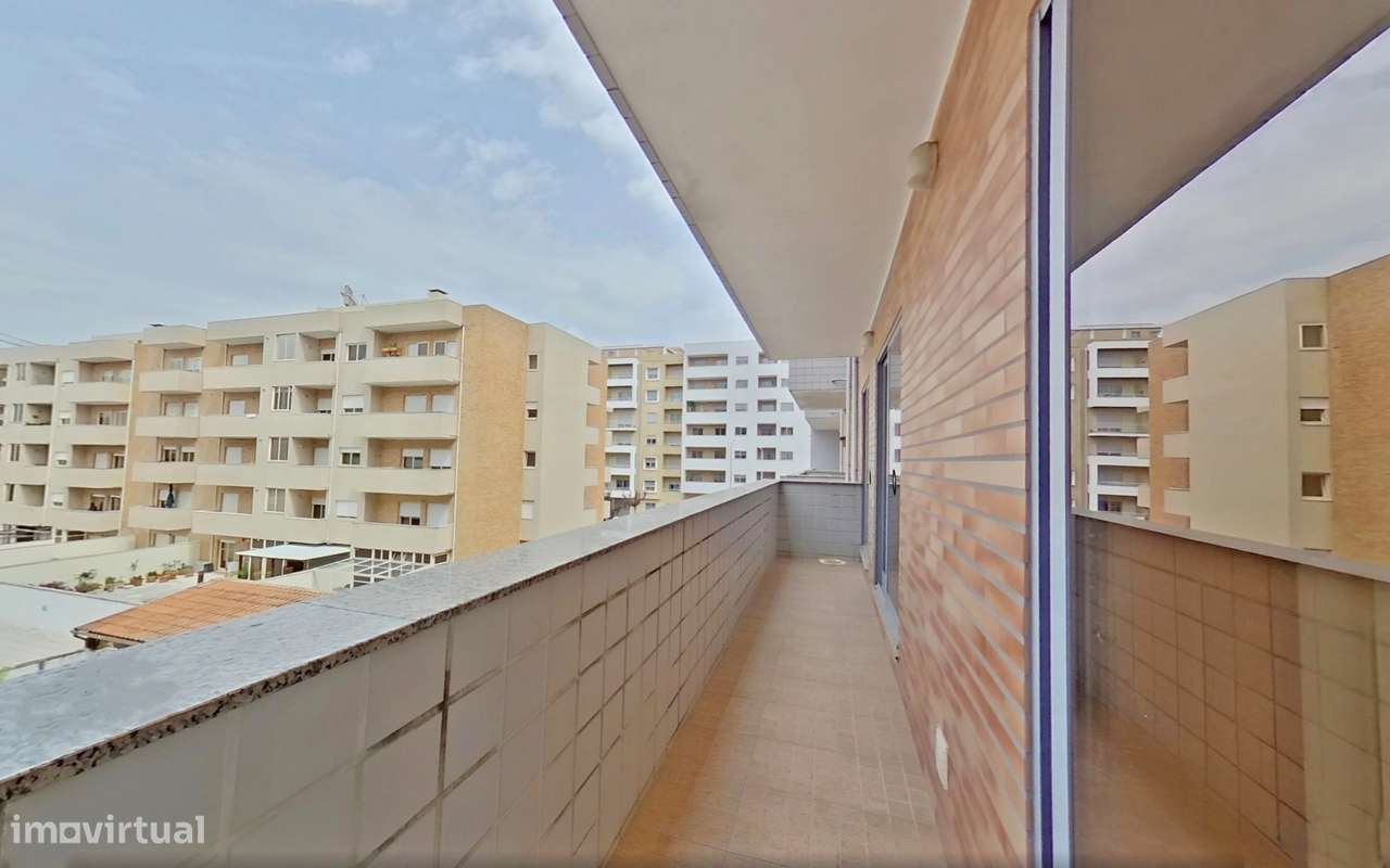 T3 Varanda, Suite, Box 2 carros-16