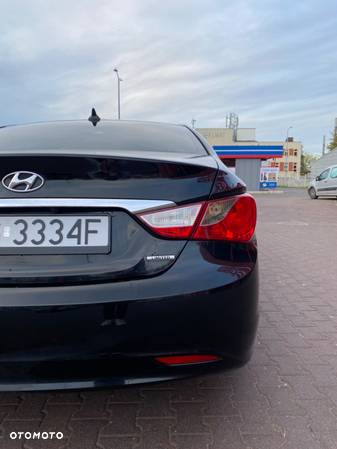 Hyundai Sonata 2.4 SE - 7