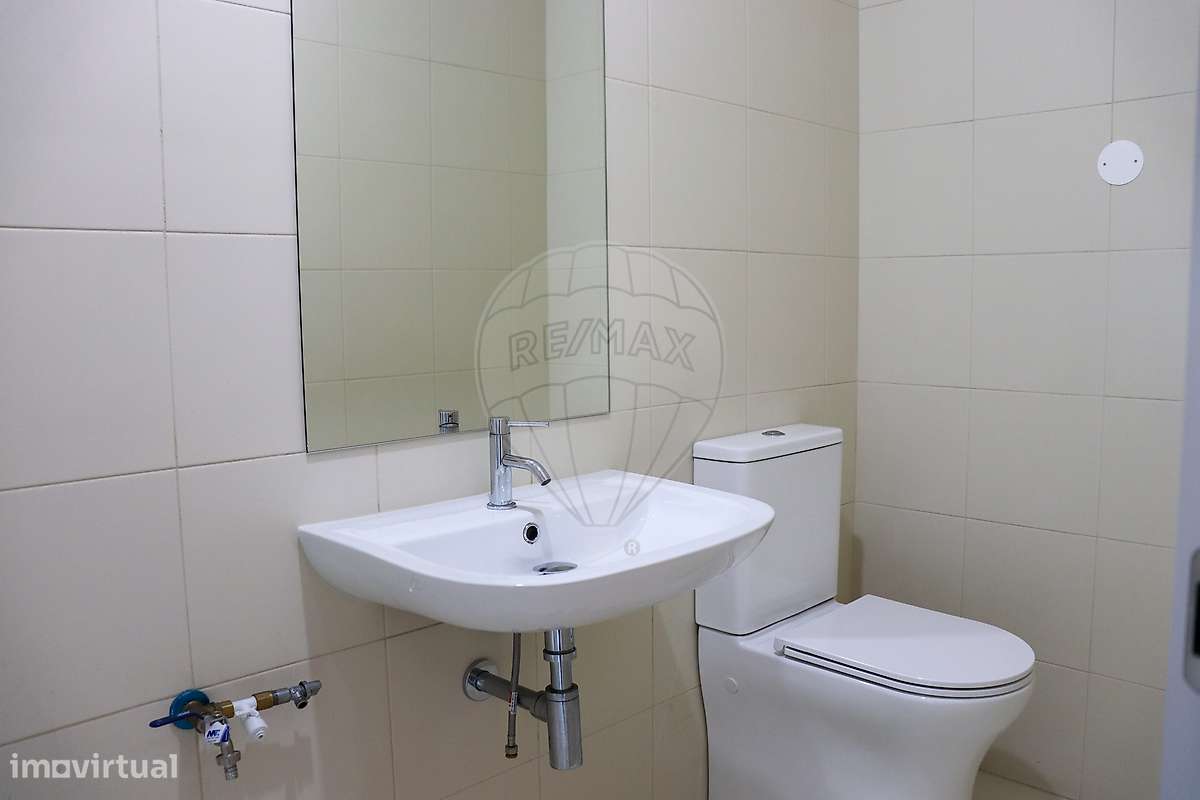 Loja  para arrendamento - Grande imagem: 2/5