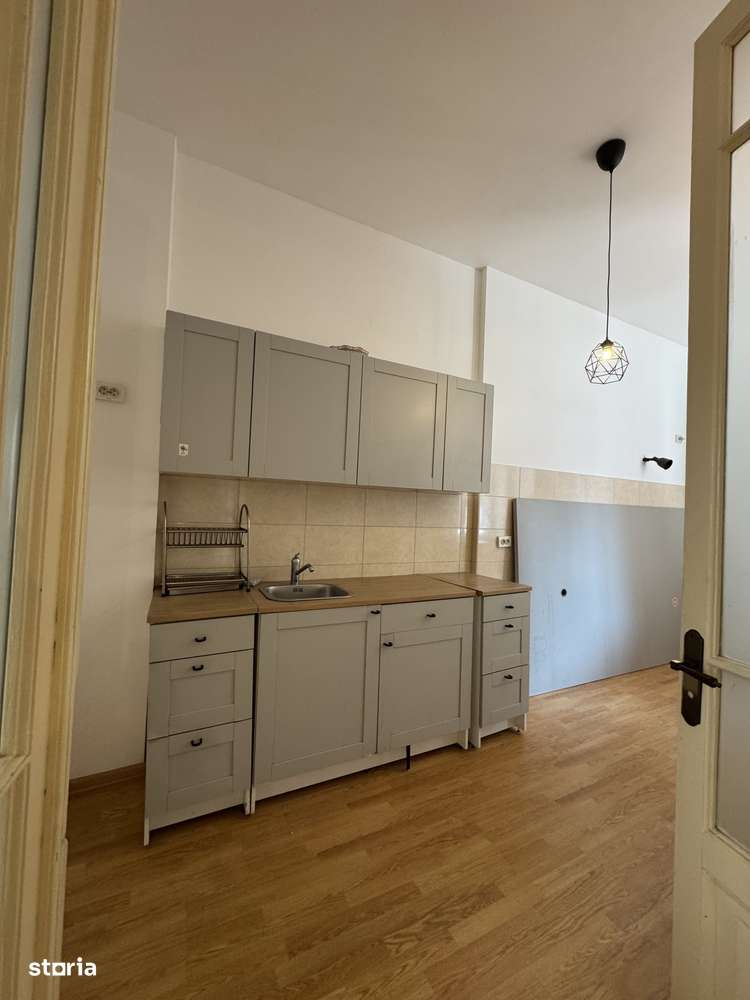 2 ETAJE DE INCHIRIAT Piata Amzei- Piata Romana IM507 - Imagine principală: 4/20