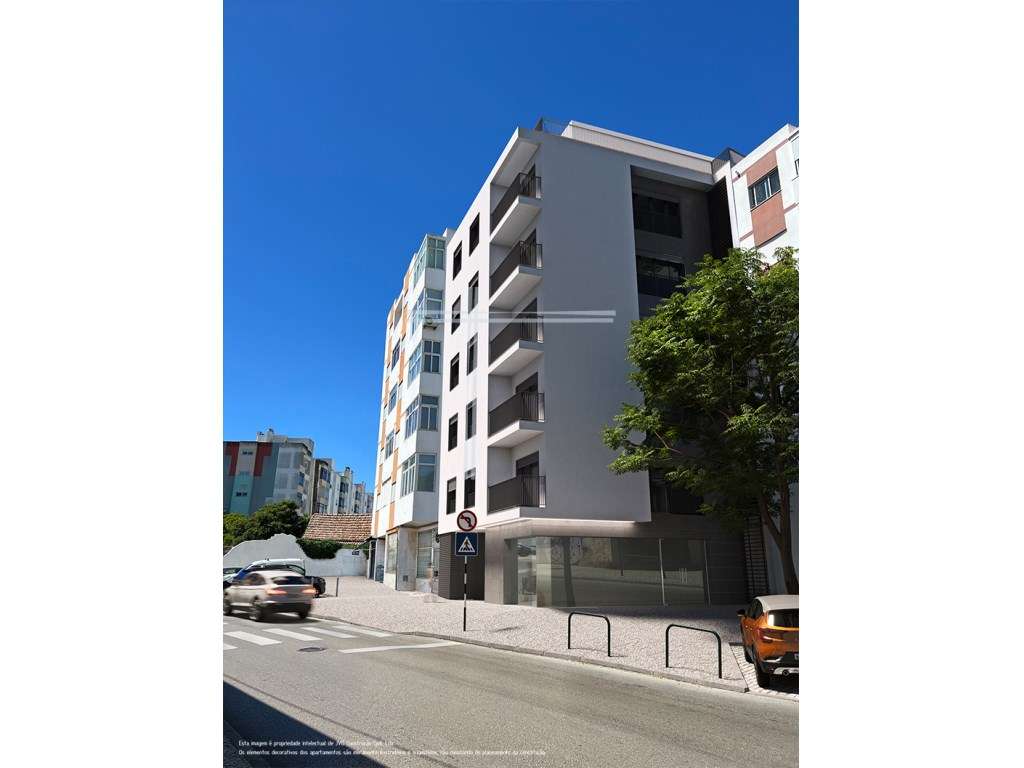 Apartamento T3, com varanda e parqueamento - Feijó-7
